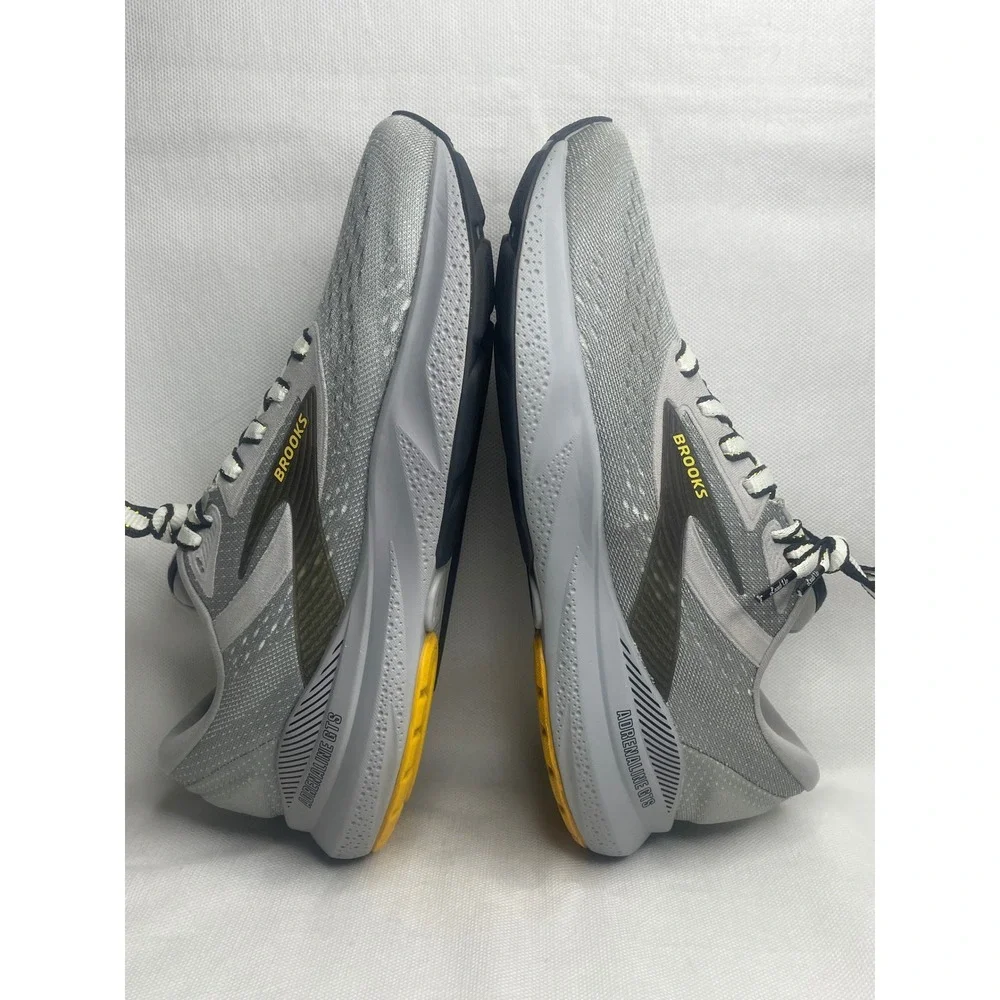Brooks Adrenaline GTS 24 Run Sneakers Mens Size US 7.5 D Alloy White Gold Shoes